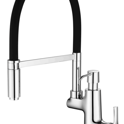 Robinet de cuisine avec flacon de savon liquide