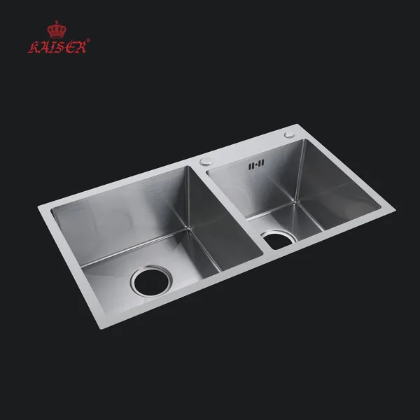 Évier en inox 03" Disponible "