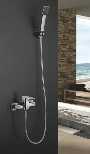 Kit colonne de douche" Disponible "